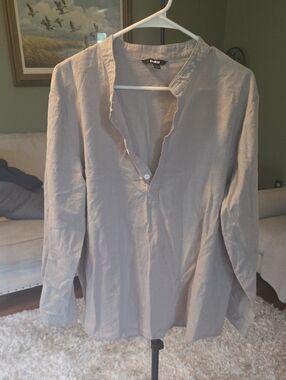 Ouku Collarless Long-Sleeve Button-Front Shirt. BRAND NEW. Tags Taken Off.